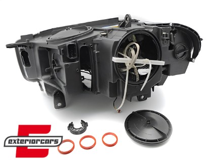 Prednje svjetlo Xenon (desna strana) / BMW X5 F15 (2013-2018), FBM22R