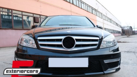 Prednji branik C63 AMG Facelift dizajn / Mercedes C-klasa W204 S204 C204 (2007-2015), FBMBW204AMGF