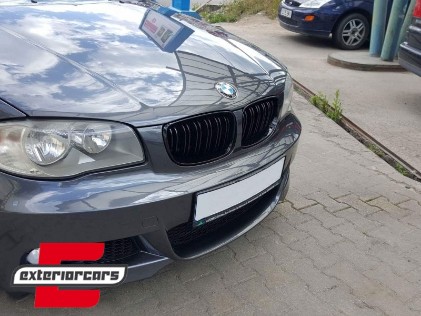 Prednji branik M paket dizajn / BMW serije 1 E81 E82 E87 E88 (2004-2012), ZPBM45