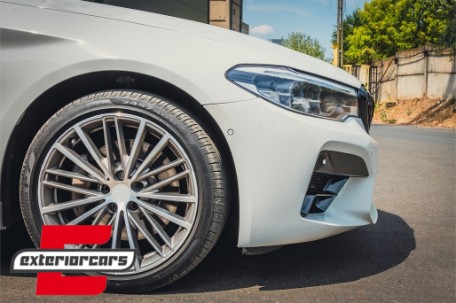 Prednji branik M5 Sport Facelift dizajn / BMW serije 5 G30 G31 limuzina karavan (2017-2019), FBBMG30M5NL