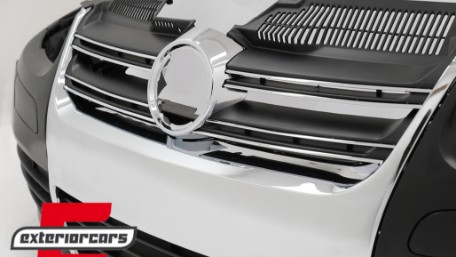 Prednji branik R32 dizajn (chrome) / VW Golf V 5 (2003-2007) Jetta (2005-2010), FBVWG5R32