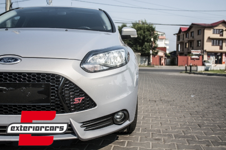 Prednji branik ST dizajn / Ford Focus MK3 (2011-2014), ZPFO01