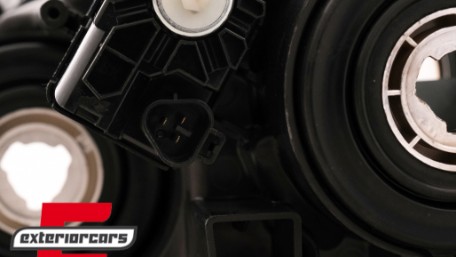 Prednji farovi LED DRL (crna) / Lexus CT ZWA10 (2010-2016), HLLXCT15