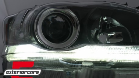 Prednji farovi LED DRL (crna) / Lexus CT ZWA10 (2010-2016), HLLXCT15