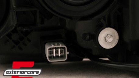 Prednji farovi LED DRL (crna) / Lexus CT ZWA10 (2010-2016), HLLXCT15
