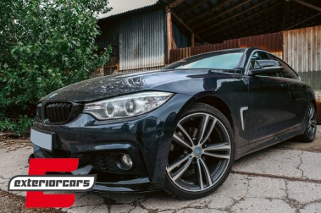 Prednji splitter M-Performance dizajn (piano crna) / BMW serije 4 F32 Coupe F33 Cabrio F36 Gran Coupe (2013-03.2019), FBSBMF32MPB