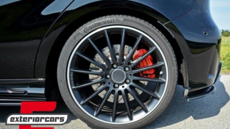 Splitteri stražnjeg branika (piano crna) / Mercedes A-klasa W176 Sport Line A45 Hatchback (2012-2018), RBSPMBW176