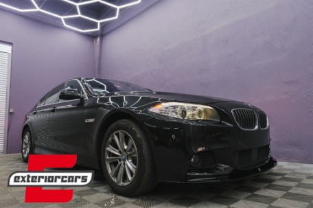 Središnja-donja mrežica M paket dizajn (ACC) / BMW serije 5 F10 F11 M paket (2009-2017), FBGBMF10MTD