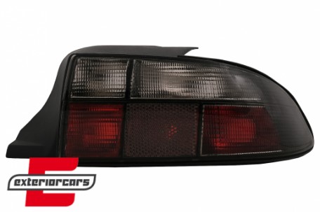 Stražnja svjetla (crna) / BMW Z3 Cabrio (1996-1999), LTBM47