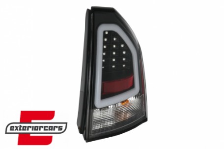 Stražnja svjetla LedBar (crna) / Chrysler 300C limuzina (2005-2007), LDCH19