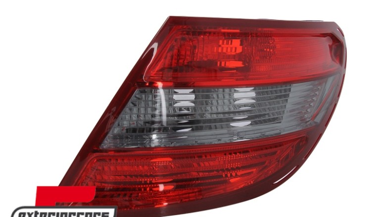 Stražnje svjetlo (desna strana) / Mercedes C-klasa W204 limuzina (2007-2010), 11-11747-11-9