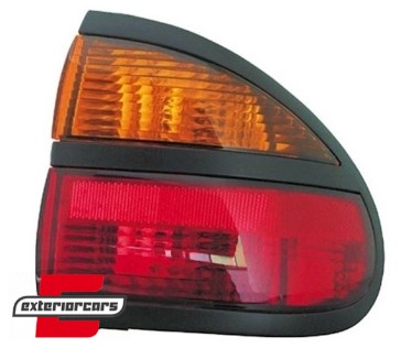 Stražnje svjetlo (desna strana) / Renault Laguna 1 hatchback (1998-2001), 11-0227-01-2