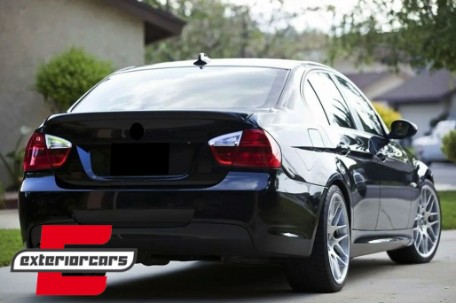 Zadnji branik M paket dizajn / BMW serije 3 E90 limuzina (2004-2008), ZTBM14