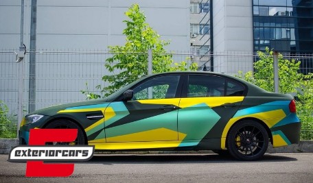 Zadnji branik M3 dizajn / BMW serije 3 E90 (2004-2011), 5111318-2JOM