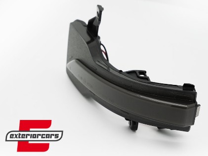 Žmigavci u retrovizoru LED SEQ (smoke) / Subaru Impreza Crosstrek (2016-2022) Forester Ascent Legacy Outback (2018-), KBSU04